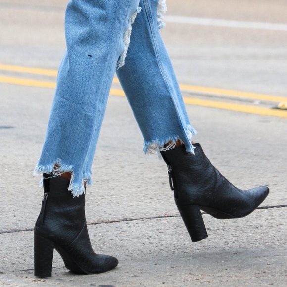 Matisse Shoes - Matisse Tinsel Ankle Bootie Pointed Toe Black